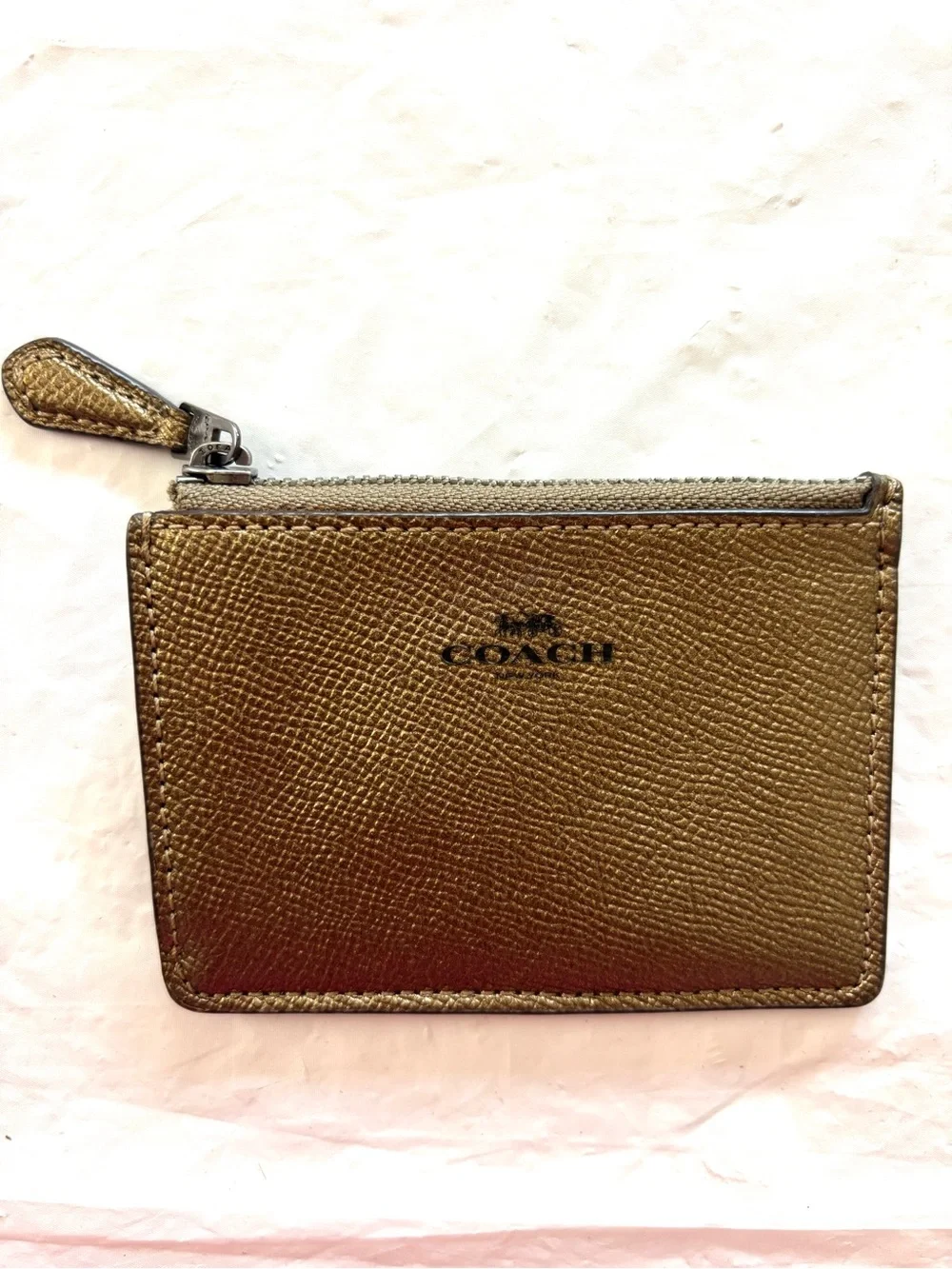NWOT Coach Gold Metallic Pebbled Leather Zip ID Card Keychain Wallet mini